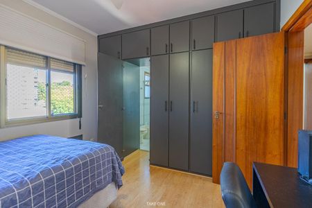 Apartamento à venda com 3 quartos, 250m² em Cambuí, Campinas