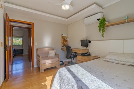 Apartamento à venda com 3 quartos, 250m² em Cambuí, Campinas