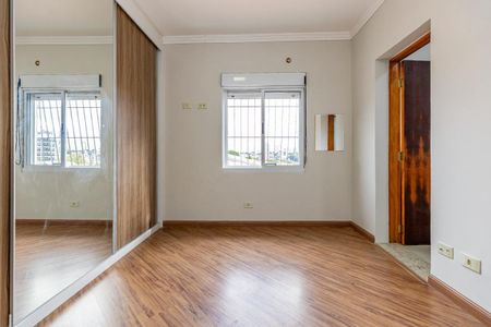 Casa à venda com 3 quartos, 219m² em Parque Jabaquara, São Paulo