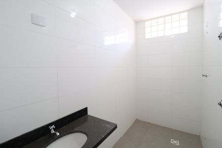 Casa para alugar com 120m², 3 quartos e 2 vagasBanheiro Social