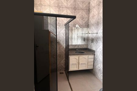 Banheiro de casa para alugar com 3 quartos, 120m² em Tabajaras, Uberlândia