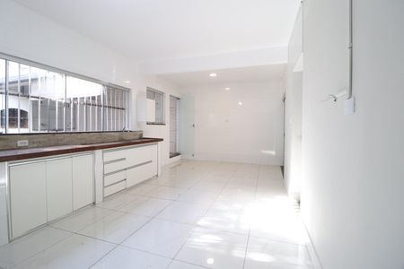 Casa para alugar com 120m², 3 quartos e 2 vagasCozinha
