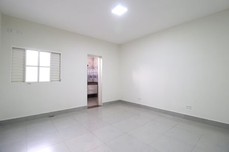 Casa para alugar com 120m², 3 quartos e 2 vagasSuíte