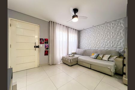 Casa de condomínio à venda com 88m², 2 quartos e 2 vagas