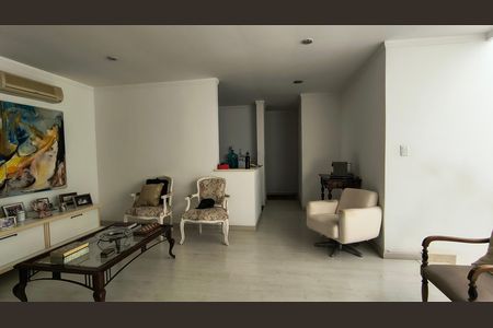 Apartamento à venda com 191m², 5 quartos e 3 vagas