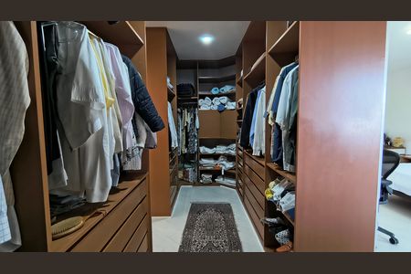 Apartamento à venda com 191m², 5 quartos e 3 vagas