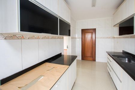 Apartamento à venda com 95m², 2 quartos e 1 vaga