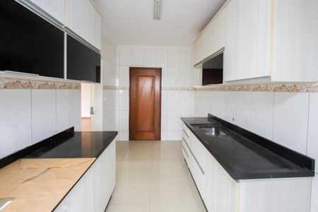 Apartamento à venda com 95m², 2 quartos e 1 vaga
