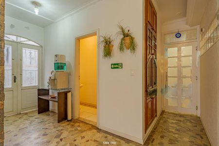Casa à venda com 300m², 7 quartos e 6 vagas