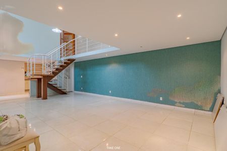 Casa à venda com 300m², 7 quartos e 6 vagas