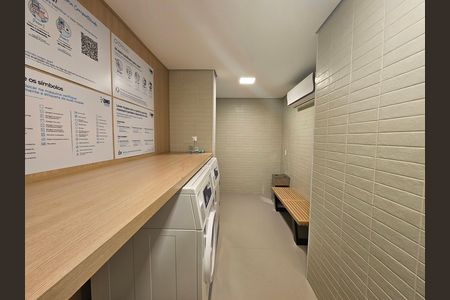 Lavanderia comum de kitnet/studio à venda com 1 quarto, 24m² em Jardim Paulista, São Paulo