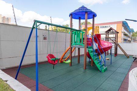 Apartamento à venda com 67m², 3 quartos e 2 vagas Apartamento à venda com 67m², 3 quartos e 2 vagasÁrea comum - Playground