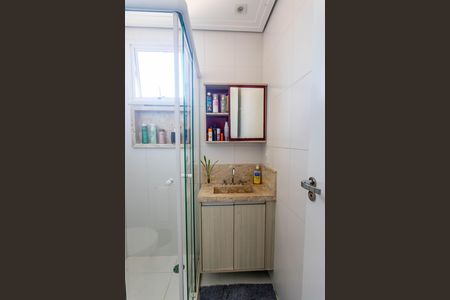 Apartamento à venda com 67m², 3 quartos e 2 vagas Apartamento à venda com 67m², 3 quartos e 2 vagasBanheiro da suíte