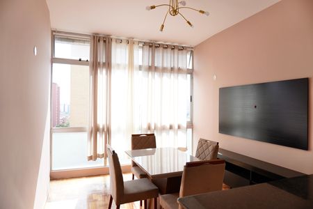 Sala  de apartamento para alugar com 2 quartos, 70m² em Funcionários, Belo Horizonte