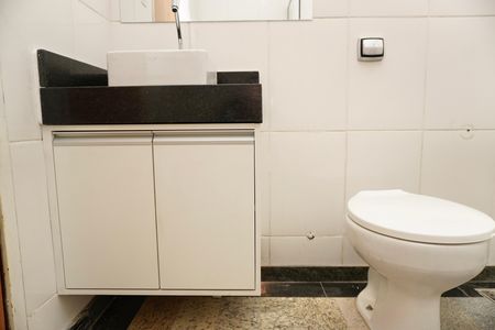 Apartamento para alugar com 70m², 2 quartos e sem vaga Apartamento para alugar com 70m², 2 quartos e sem vagaBanheiro