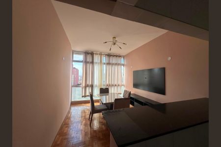 Sala de apartamento para alugar com 2 quartos, 70m² em Funcionários, Belo Horizonte