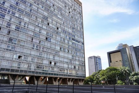 Fachada  de apartamento para alugar com 2 quartos, 70m² em Funcionários, Belo Horizonte