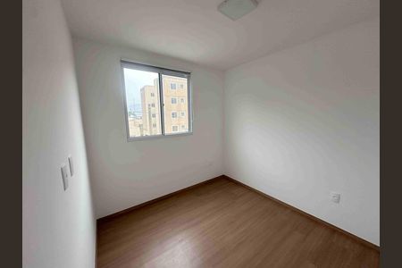 Quarto 2 de apartamento para alugar com 2 quartos, 39m² em Chácara Estela, Barueri