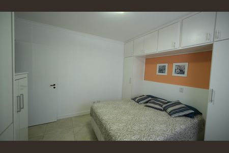 Apartamento à venda com 140m², 3 quartos e 2 vagasQuarto 2