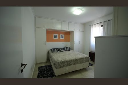 Apartamento à venda com 140m², 3 quartos e 2 vagasQuarto 2