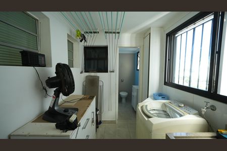 Apartamento à venda com 140m², 3 quartos e 2 vagasÁrea de Serviço