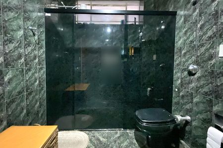 Apartamento à venda com 172m², 3 quartos e sem vaga Apartamento à venda com 172m², 3 quartos e sem vagaBanheiro