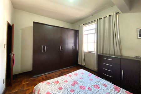 Apartamento à venda com 172m², 3 quartos e sem vaga Apartamento à venda com 172m², 3 quartos e sem vagaSuite