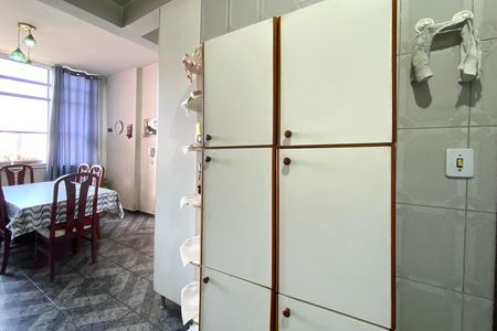 Apartamento à venda com 172m², 3 quartos e sem vaga