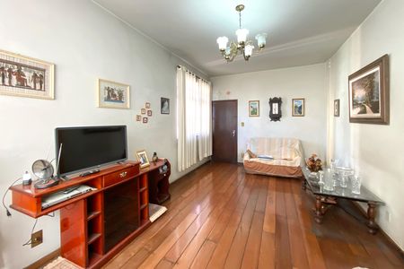 Apartamento à venda com 172m², 3 quartos e sem vaga Apartamento à venda com 172m², 3 quartos e sem vagaSala