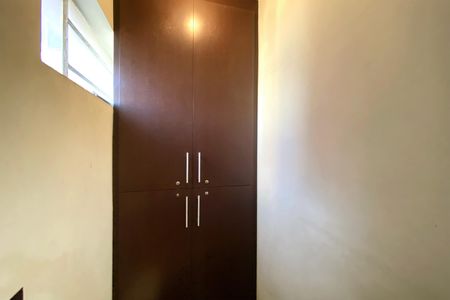 Apartamento à venda com 172m², 3 quartos e sem vaga Apartamento à venda com 172m², 3 quartos e sem vagaCloset da suíte