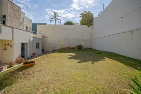 Casa de condomínio à venda com 459m², 4 quartos e 2 vagas