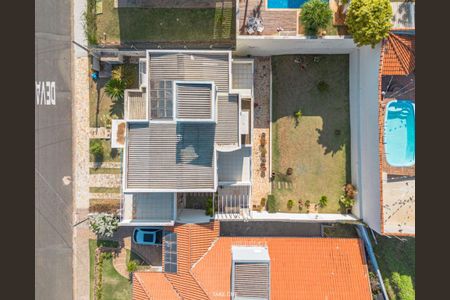 Casa de condomínio à venda com 459m², 4 quartos e 2 vagas