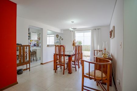 Casa de condomínio à venda com 459m², 4 quartos e 2 vagas