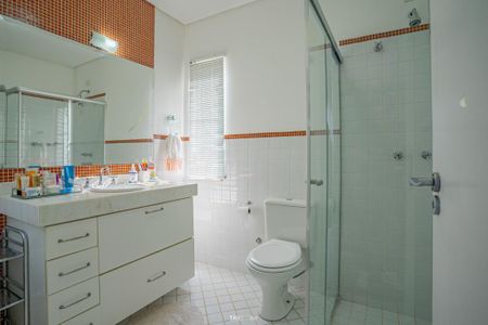 Casa de condomínio à venda com 459m², 4 quartos e 2 vagas