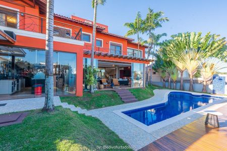 Casa de condomínio à venda com 519m², 4 quartos e 3 vagas