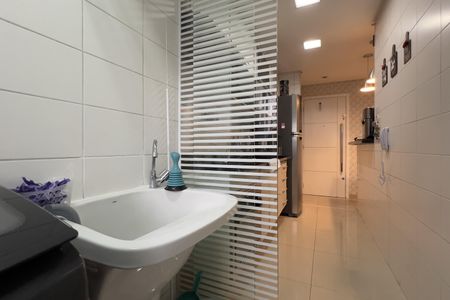 Apartamento para alugar com 85m², 2 quartos e 2 vagasCozinha e Área de Serviço