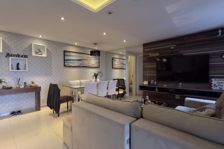 Sala de apartamento para alugar com 2 quartos, 85m² em Jardim Santa Edwirges, Guarulhos