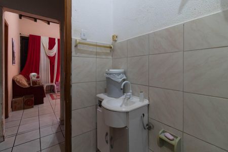 Casa para alugar com 120m², 2 quartos e 1 vaga Casa para alugar com 120m², 2 quartos e 1 vagaBanheiro