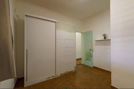 Casa à venda com 171m², 3 quartos e 4 vagas