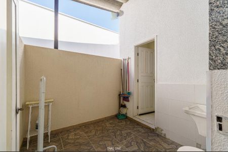 Casa à venda com 171m², 3 quartos e 4 vagas