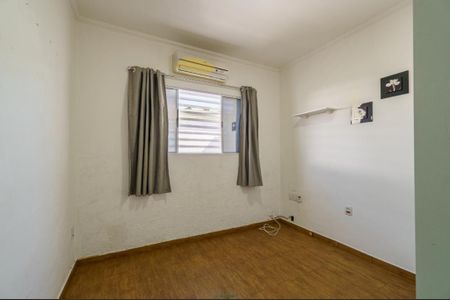 Casa à venda com 171m², 3 quartos e 4 vagas