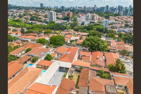Casa à venda com 329m², 3 quartos e 6 vagas