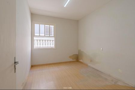 Casa à venda com 329m², 3 quartos e 6 vagas
