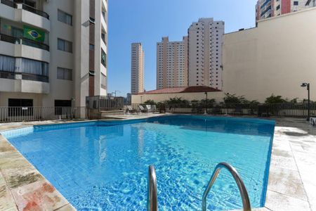 Apartamento para alugar com 90m², 3 quartos e 2 vagas Apartamento para alugar com 90m², 3 quartos e 2 vagasÁrea comum - Piscina