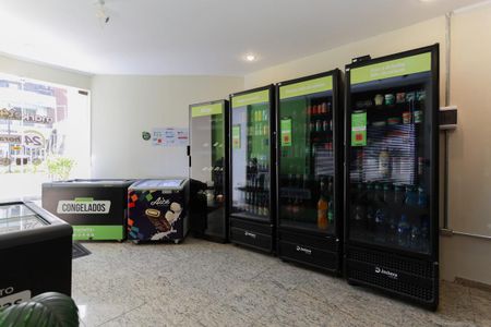 Apartamento para alugar com 90m², 3 quartos e 2 vagas Apartamento para alugar com 90m², 3 quartos e 2 vagasÁrea comum - Mini-mercado