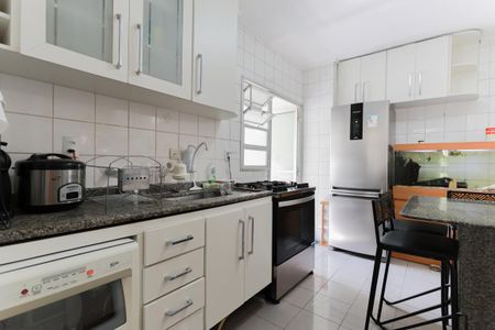 Apartamento para alugar com 90m², 3 quartos e 2 vagas Apartamento para alugar com 90m², 3 quartos e 2 vagasCozinha