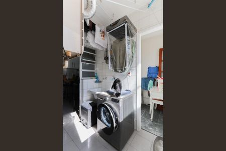 Apartamento para alugar com 90m², 3 quartos e 2 vagas Apartamento para alugar com 90m², 3 quartos e 2 vagasÁrea de serviço