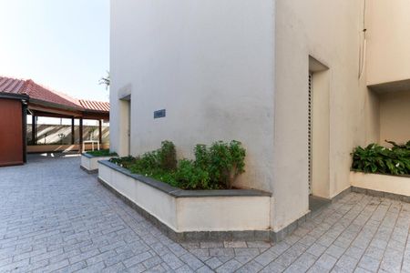Apartamento para alugar com 90m², 3 quartos e 2 vagas Apartamento para alugar com 90m², 3 quartos e 2 vagasÁrea comum - Horta comunitária