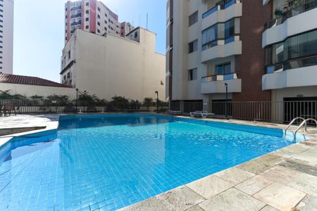 Apartamento para alugar com 90m², 3 quartos e 2 vagas Apartamento para alugar com 90m², 3 quartos e 2 vagasÁrea comum - Piscina