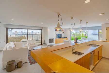 Apartamento à venda com 256m², 4 quartos e 6 vagas